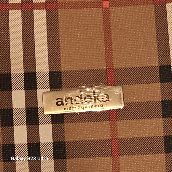 Plaid Handbag - Brown and Cream - Picture 6 of 16